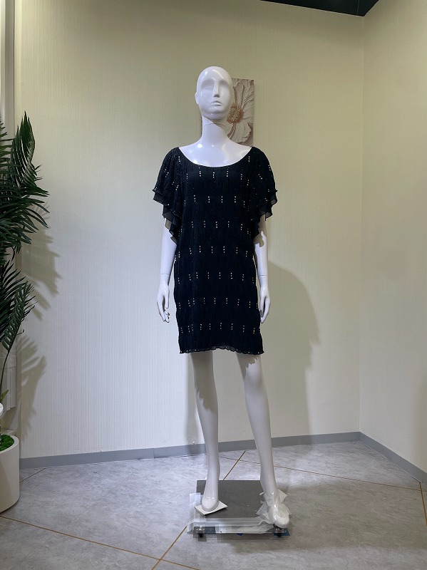 【レンタルドレス 4620】ラインストーンビーズパターンミニドレス ブラック【EMPORIO ARMANI】
